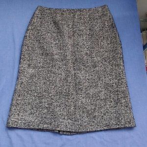 Ann Taylor	Tweed Style Pencil Skirt - EUC